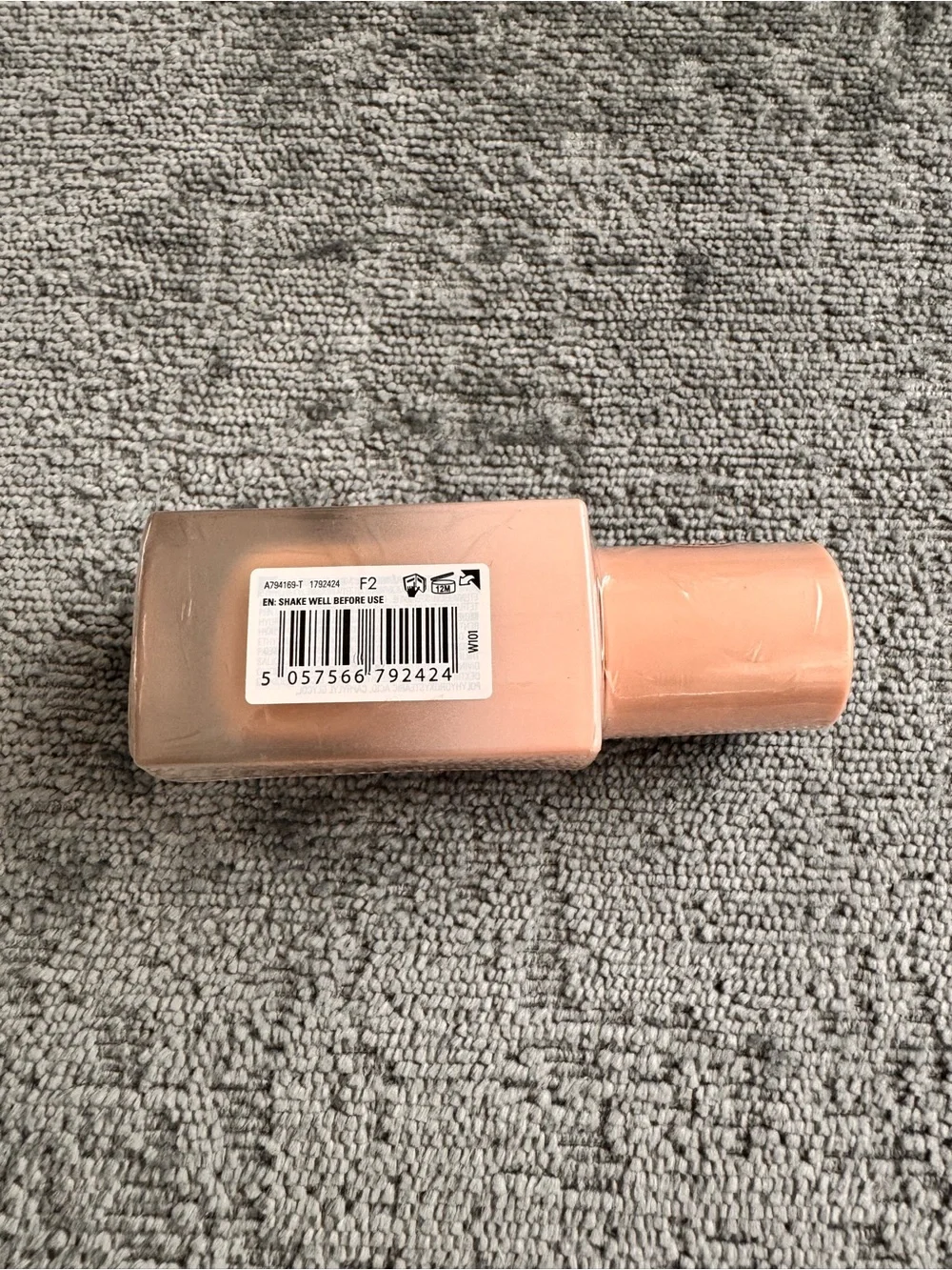 NEW Revolution Skin Silk Radiant Satin Serum Foundation